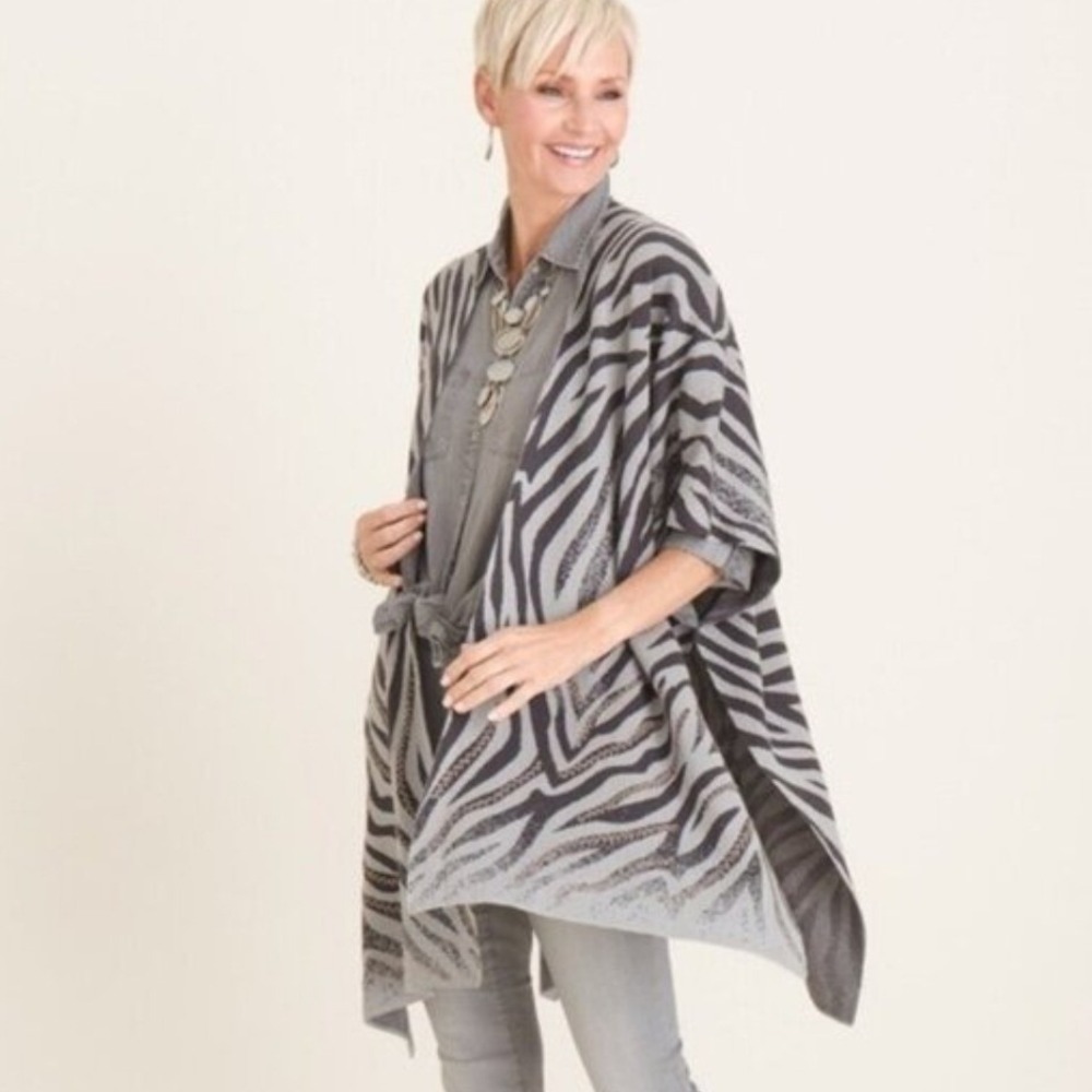 Chico's Zebra Print Poncho Sweater Gray Black Size Large/Extra Large